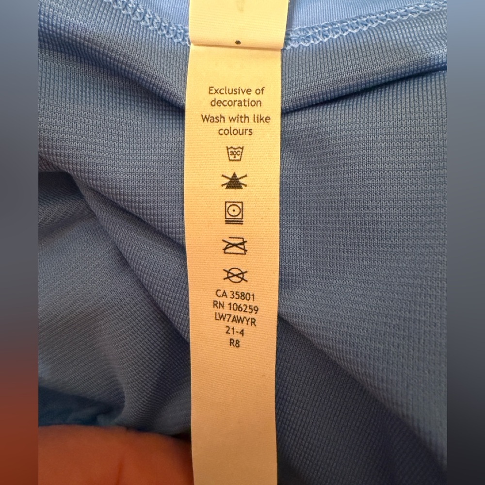 New Lululemon Speed Up LR Lined 2.5” Shorts Size 4 Light Blue - Picture 10 of 13